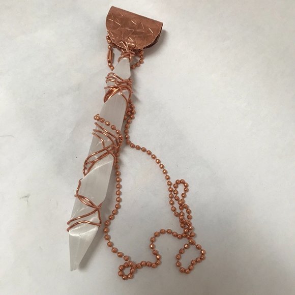 Selenite Healing Wand Pendant Pendulum LONG Reiki Crystal Necklace Shamanic - Picture 5 of 9